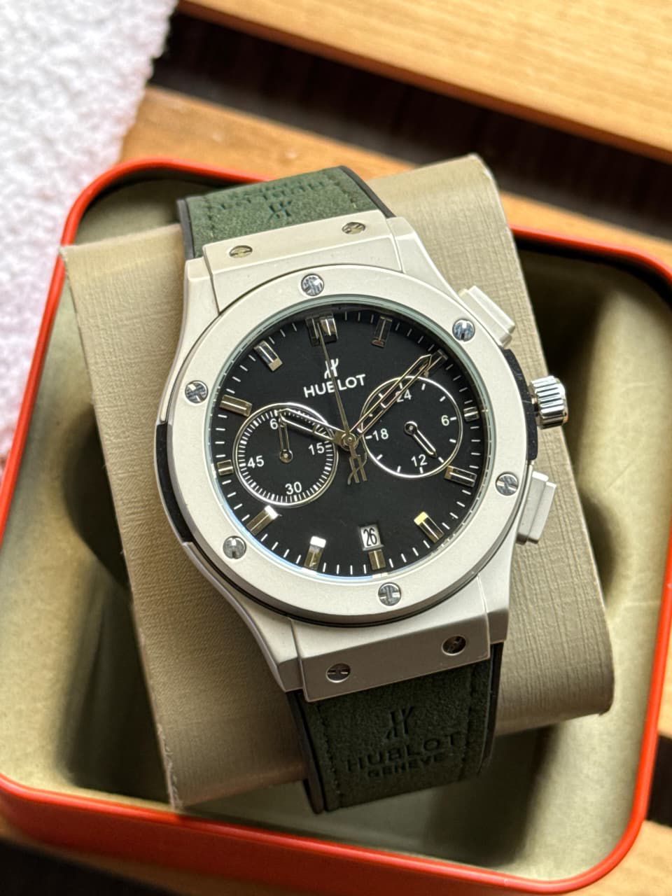 Hublot Big Bang Watch For Men (BT1851) leather straps
