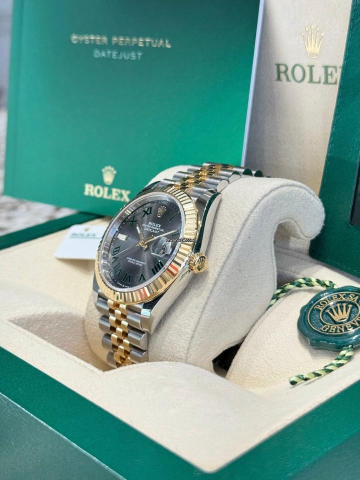 Rolex oyster perpetual in oyster steel